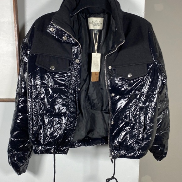 Ashley Vintage Charm Jacket - Picture 1 of 9
